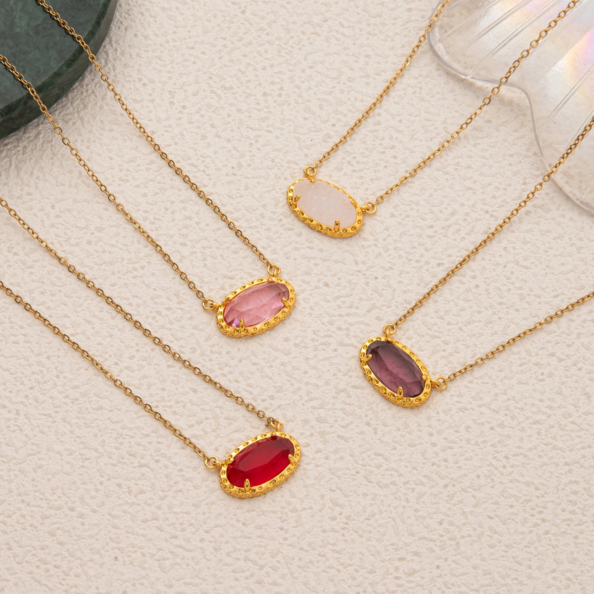 Colorful zircon necklace, natural stone, bone chain, oval, fashionable, popular, niche, personalized jewelry, gold-plated