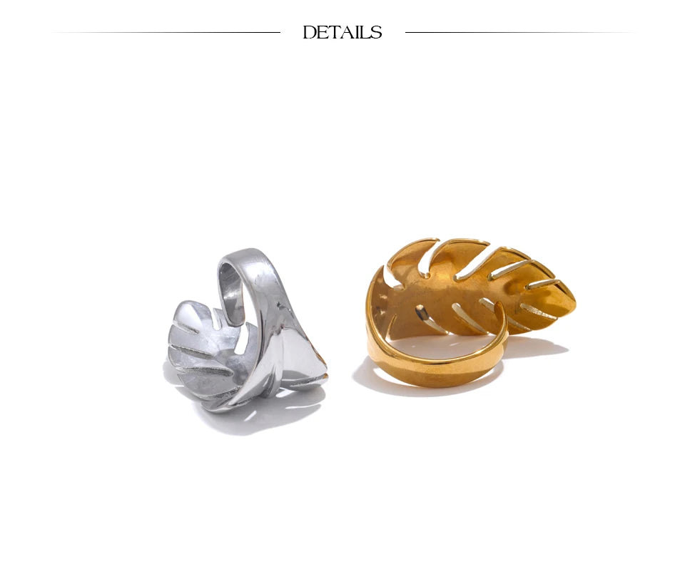 Geometric ring in 18K gold-plated stainless steel.
