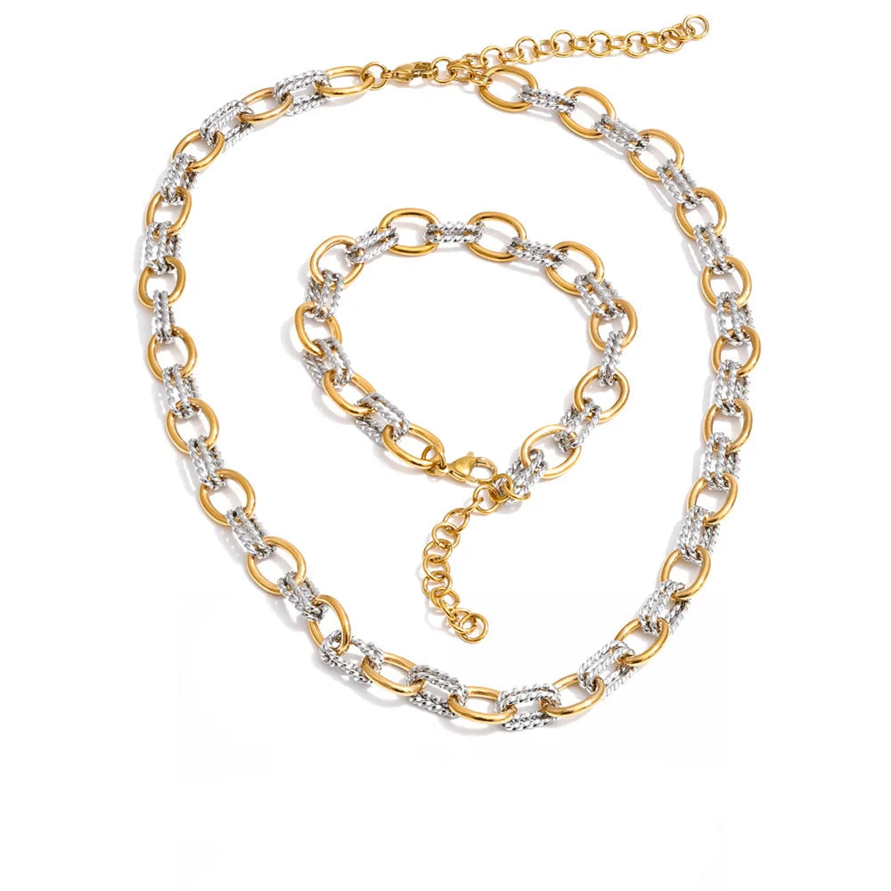 Gold-plated stainless steel necklace with a large chain link.