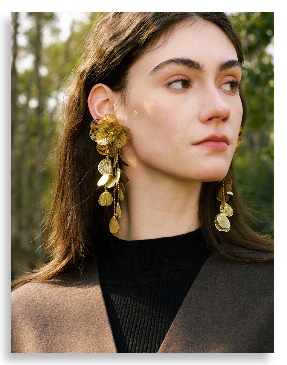 Flower Earrings — Gold-Plated Stainless Steel · PS2148
