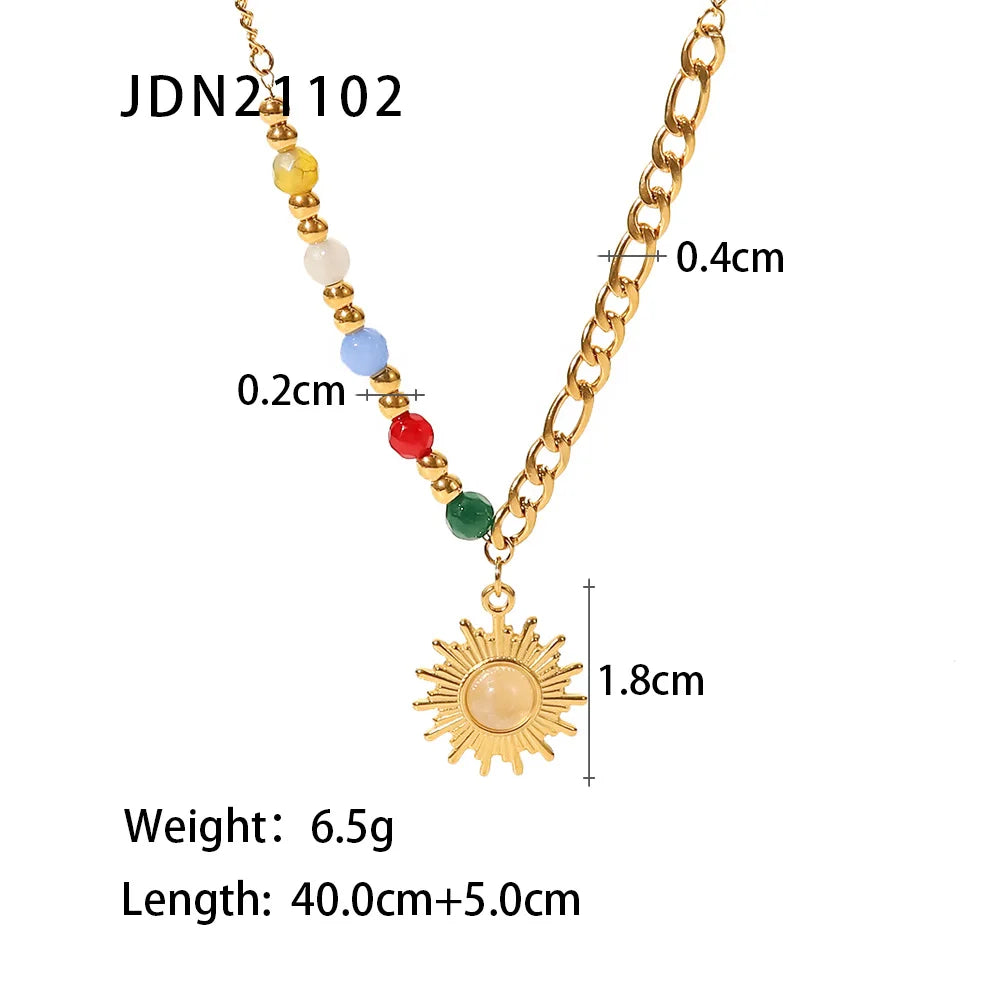 Aventurine Sun Pendant Necklace — Stainless Steel · PS279