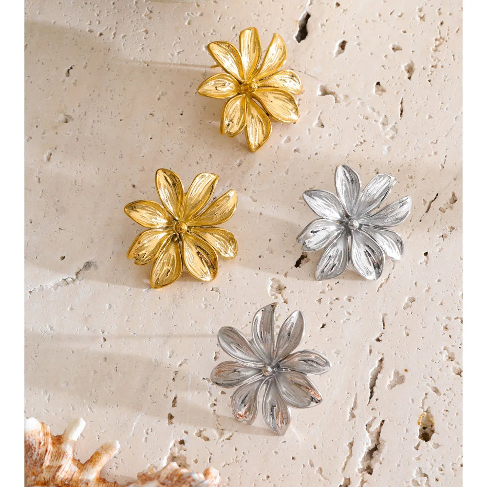 Flower Earrings — Gold-Plated Stainless Steel · PS2133