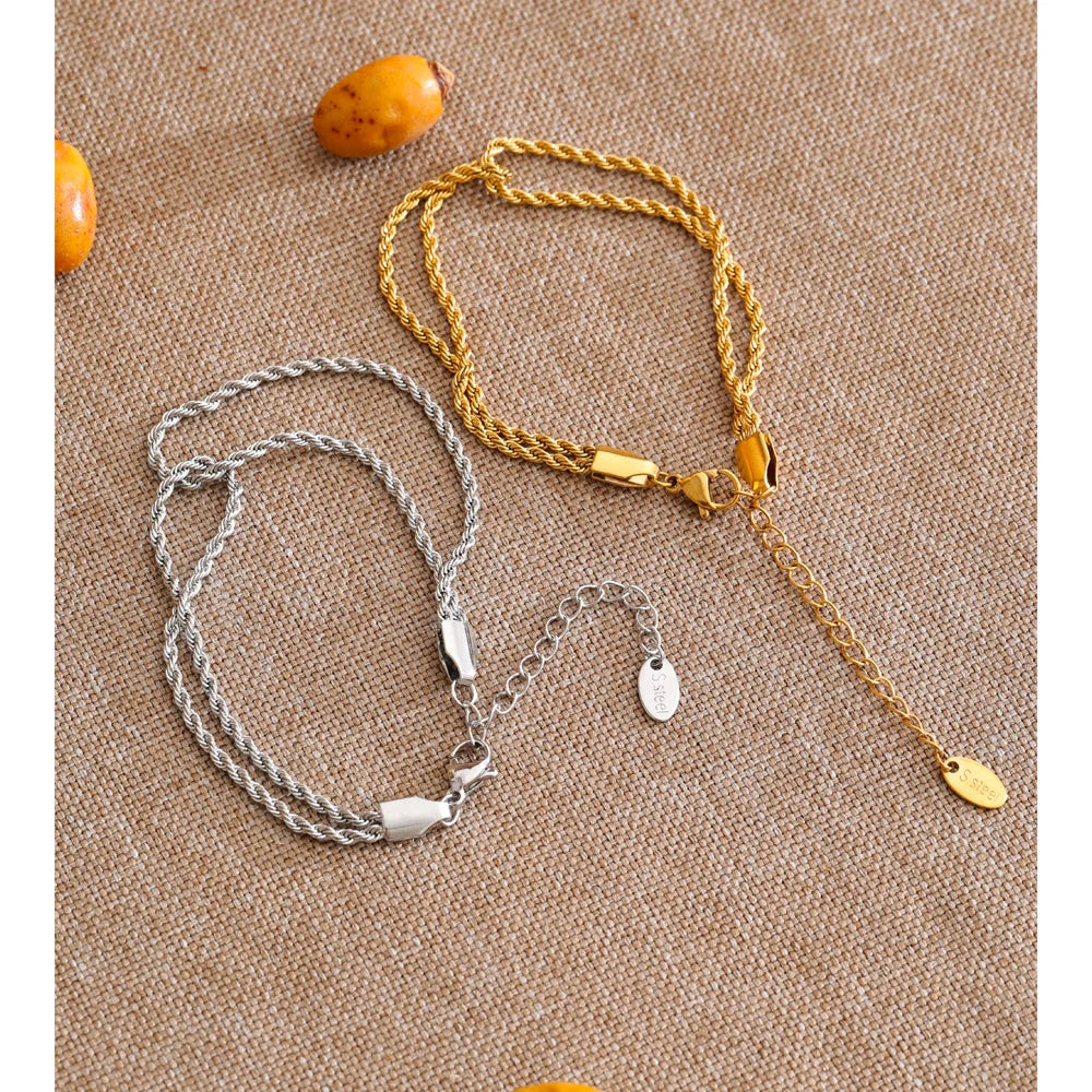 Geometric Chain Bracelet — Gold-Plated Stainless Steel · PS1027