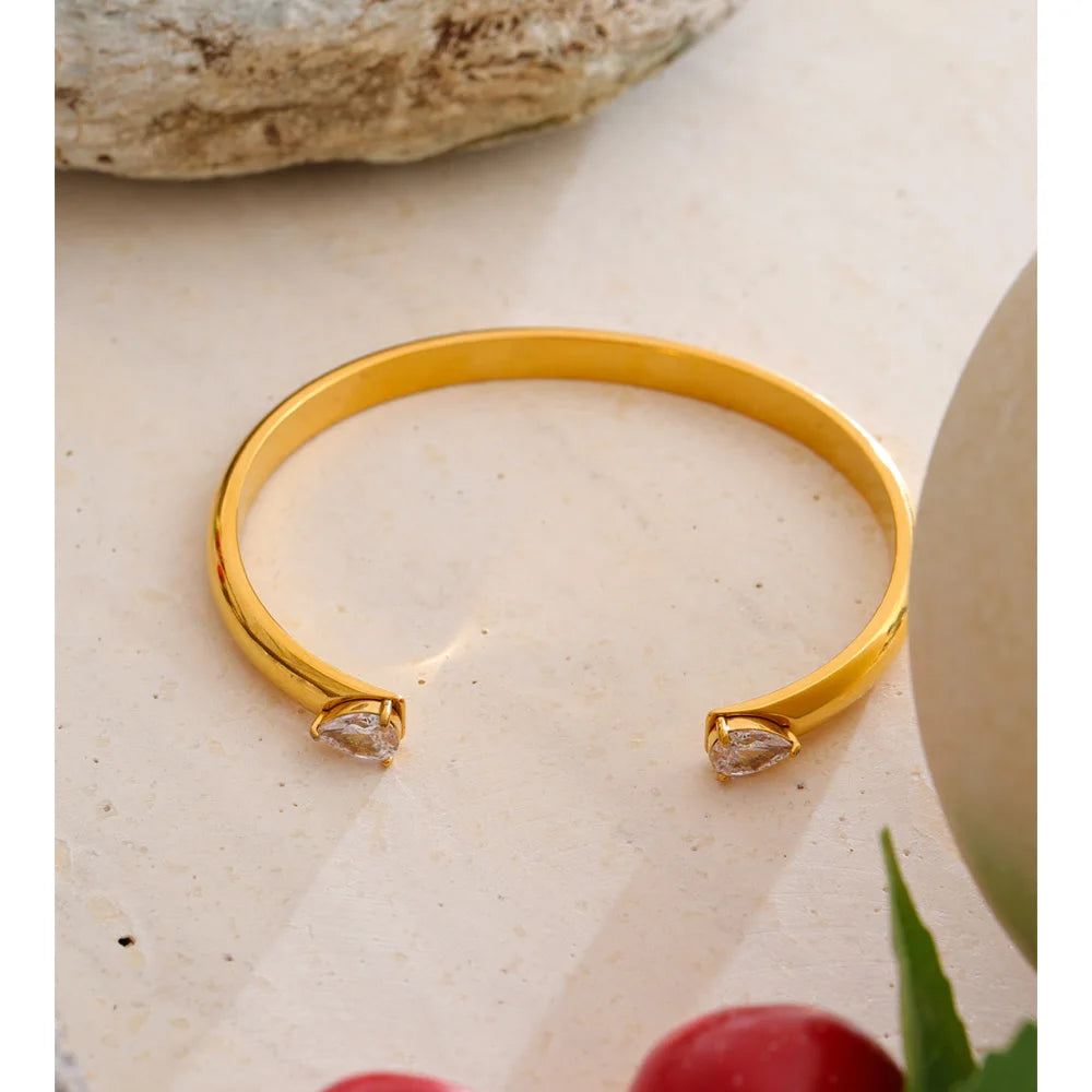 Cubic Zirconia Geometric Bracelet — Gold-Plated Stainless Steel with Cubic Zirconia · PS1592