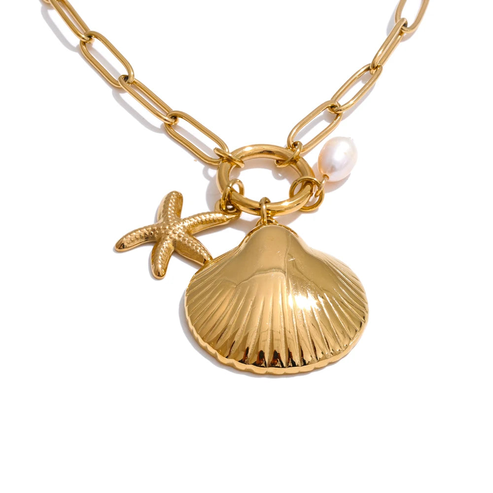 Freshwater Pearl Shell Star Necklace — Gold-Plated Stainless Steel with Freshwater Pearl and Shell · PS2305