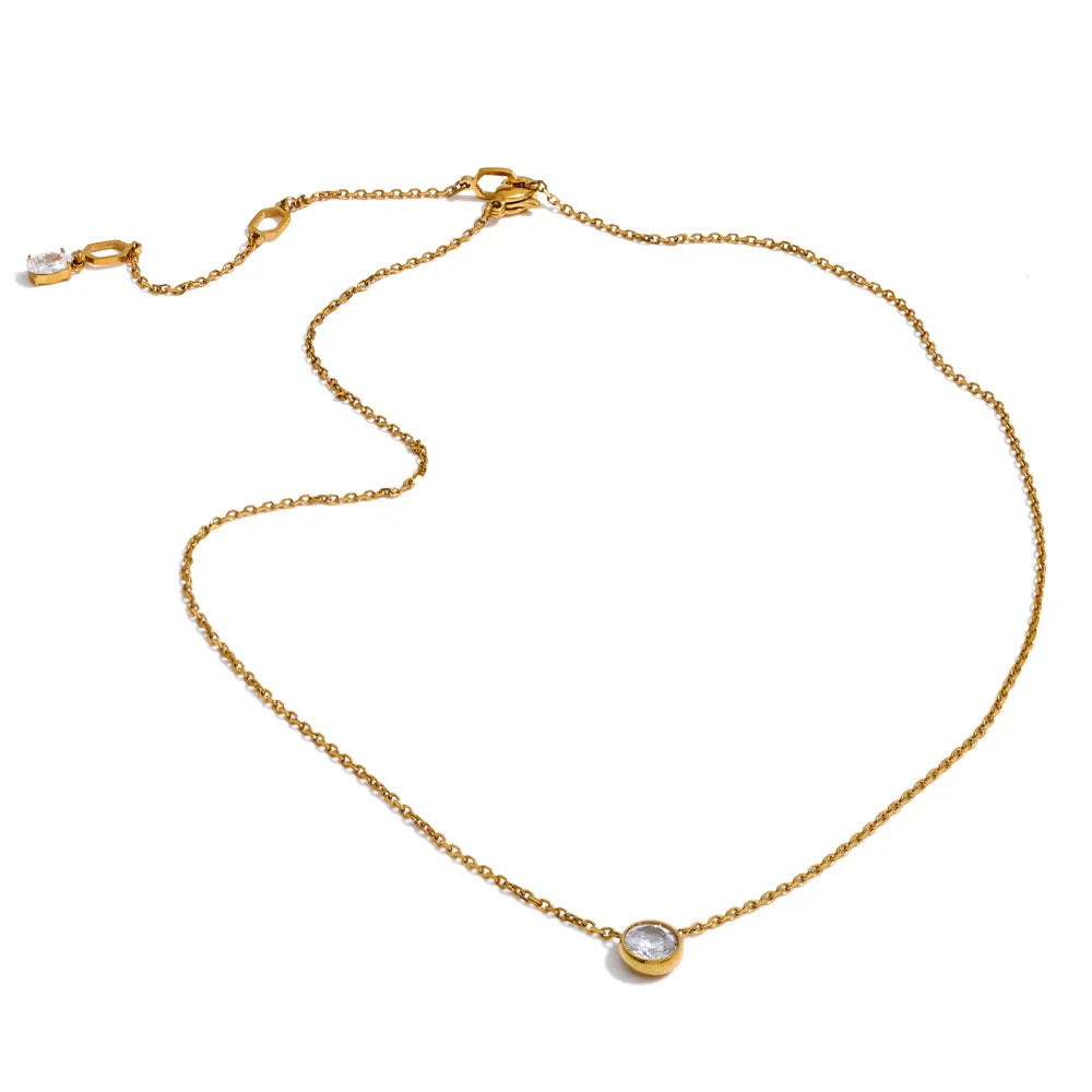 Cubic zirconia geometric necklace in gold-plated stainless steel with cubic zirconia.