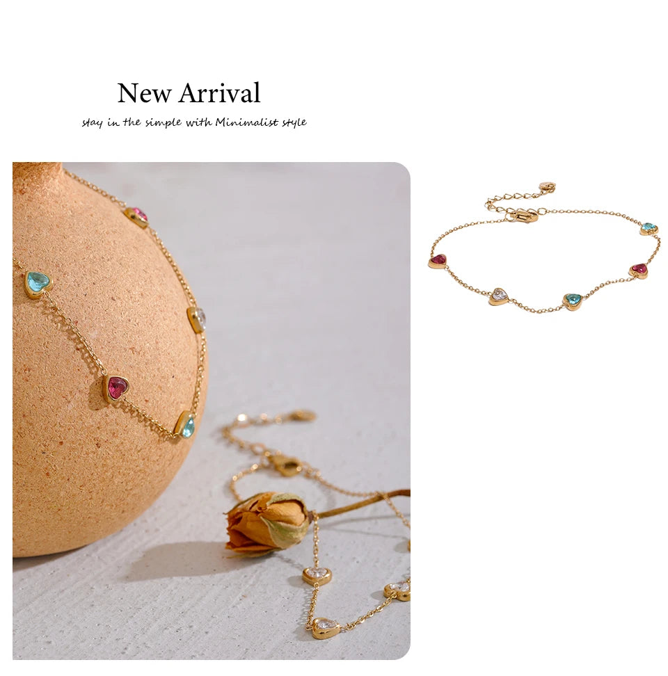 White Cubic Zirconia Heart Necklace — Gold-Plated Stainless Steel with Cubic Zirconia · PS2304