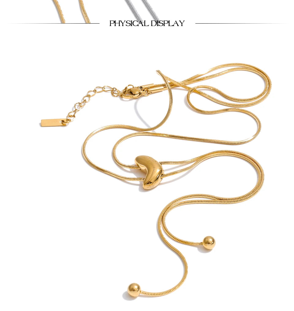 Geometric chain necklace in gold-plated stainless steel.