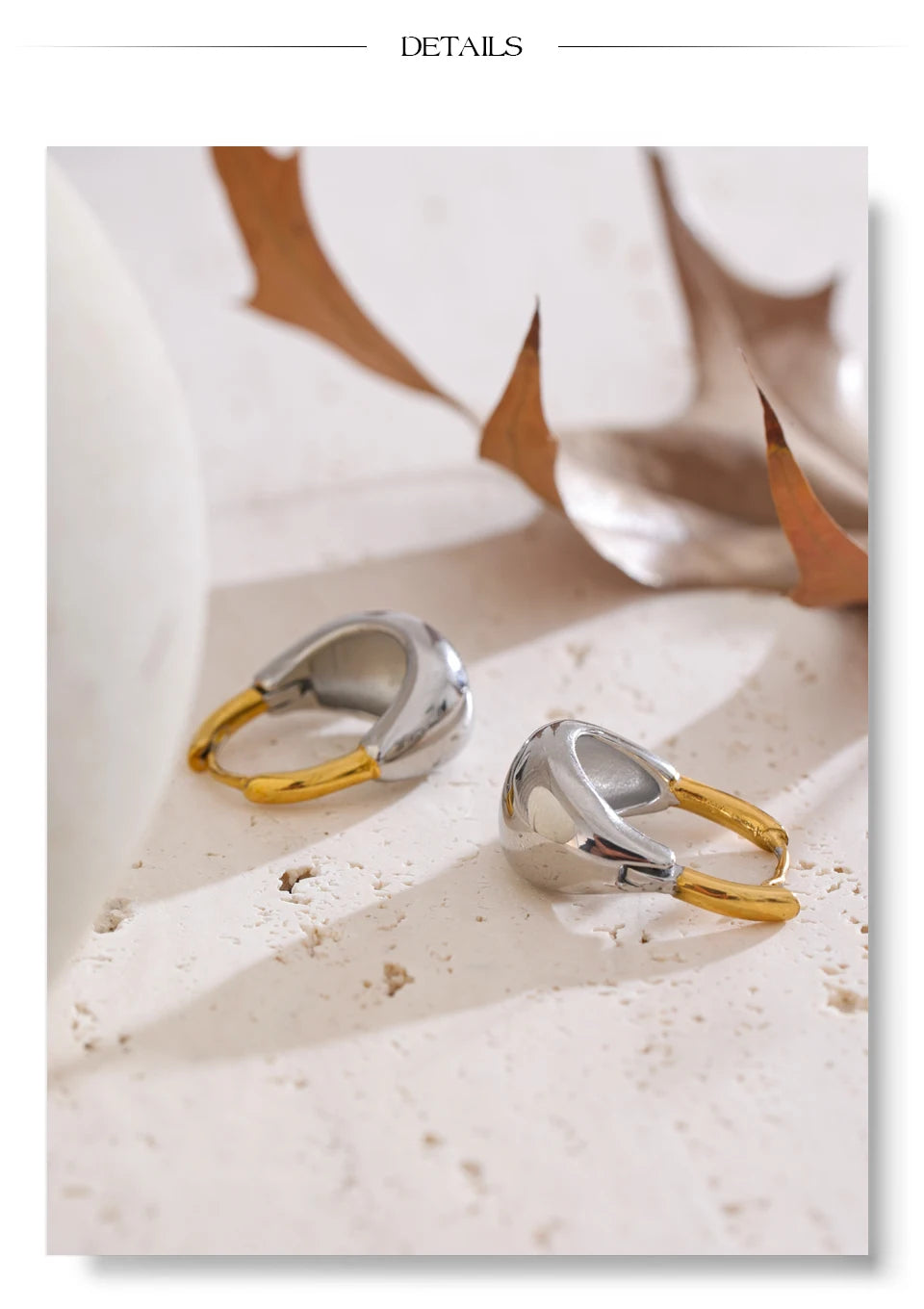 Geometric earrings in gold-plated stainless steel.
