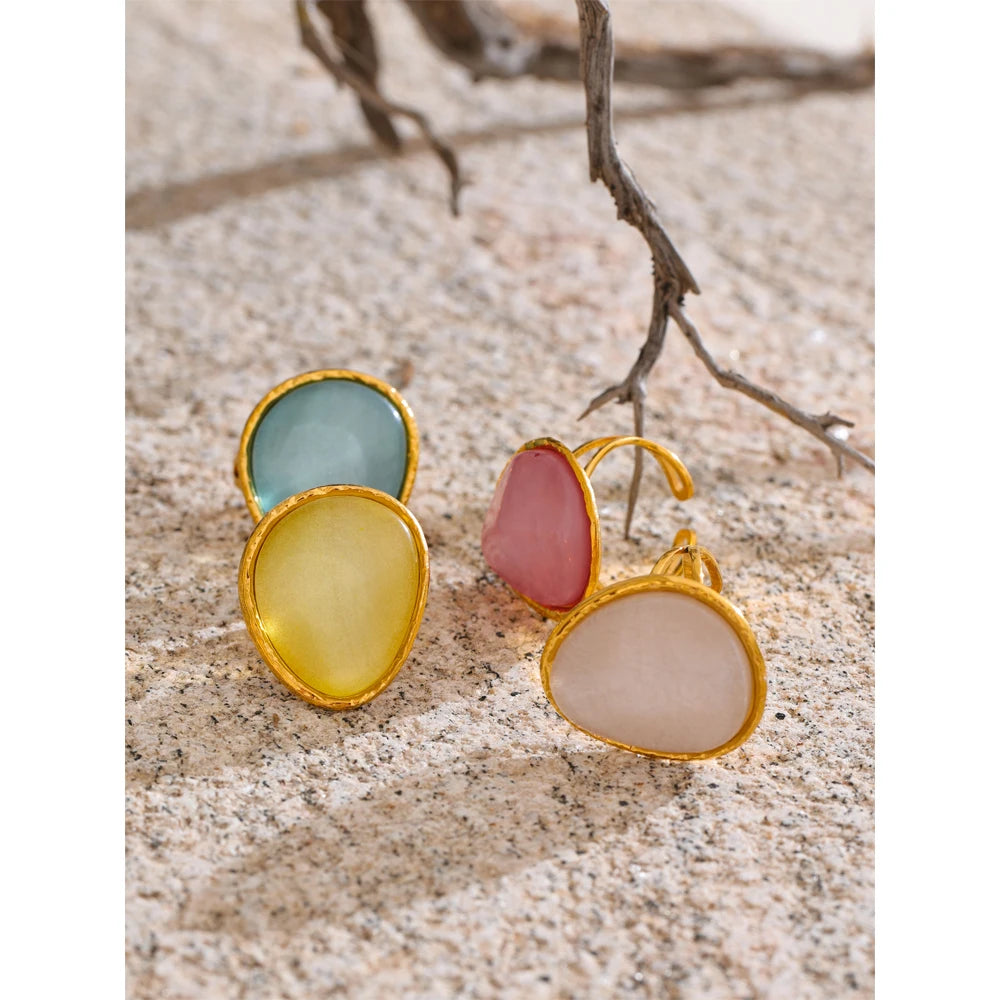 White resin multi-color ring in 18K gold-plated stainless steel with resin.