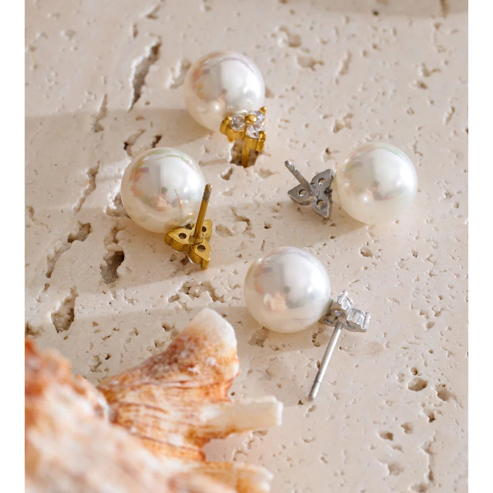 Cubic Zirconia Pearl Geometric Earrings — Gold-Plated Stainless Steel with Pearl and Cubic Zirconia · PS1862
