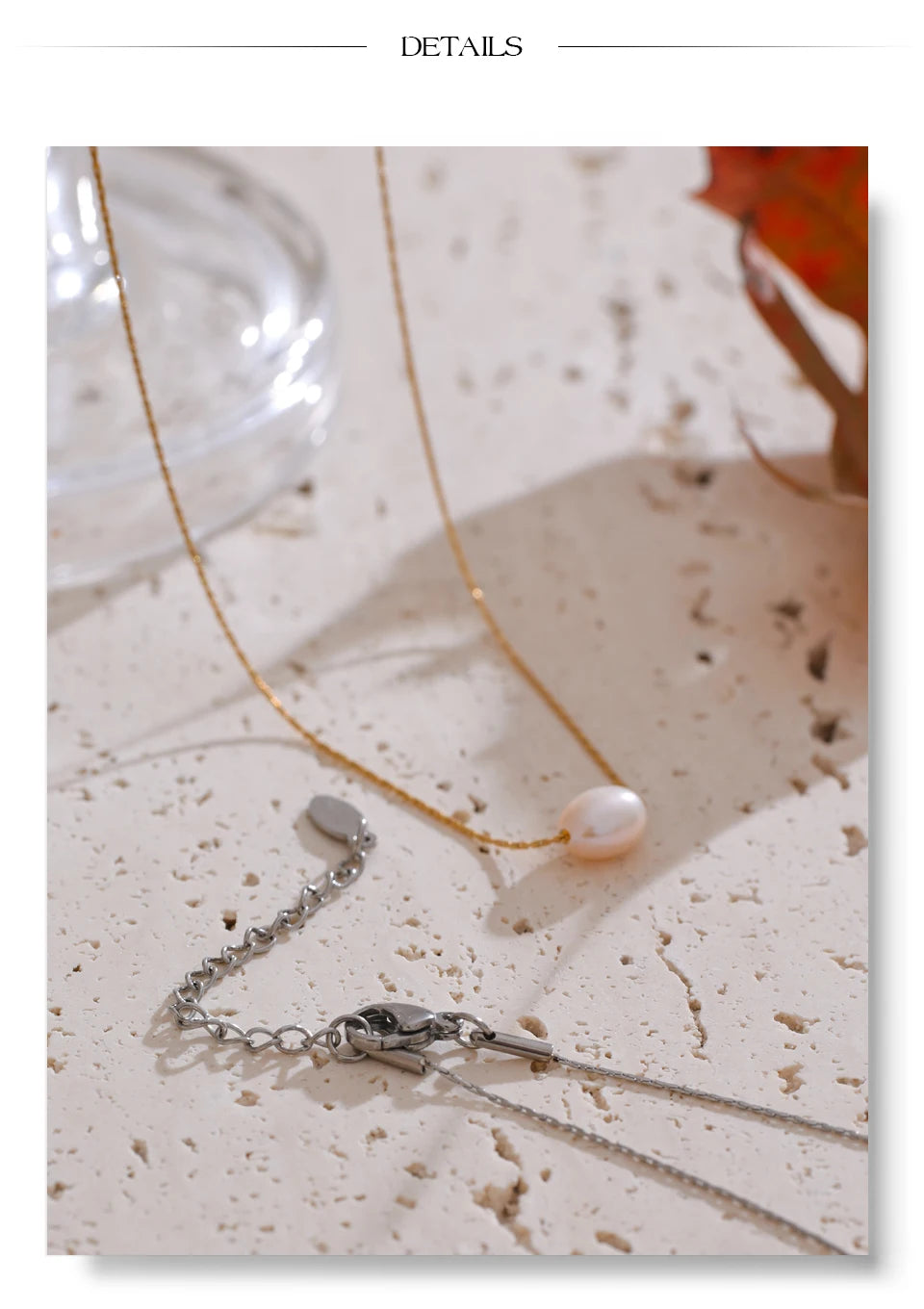 Freshwater pearl geometric necklace in gold-plated stainless steel with freshwater pearl.