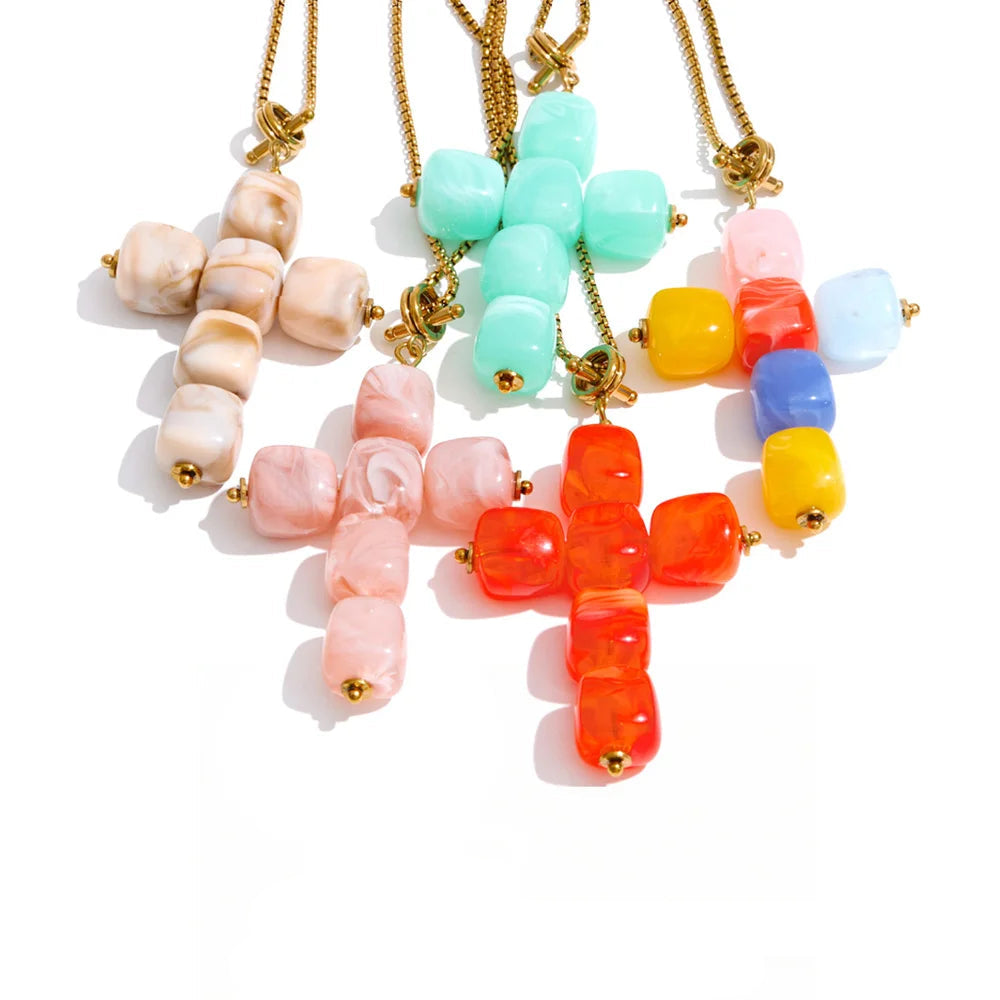 Gold-plated stainless steel necklace with resin and acrylic beads in various colors.