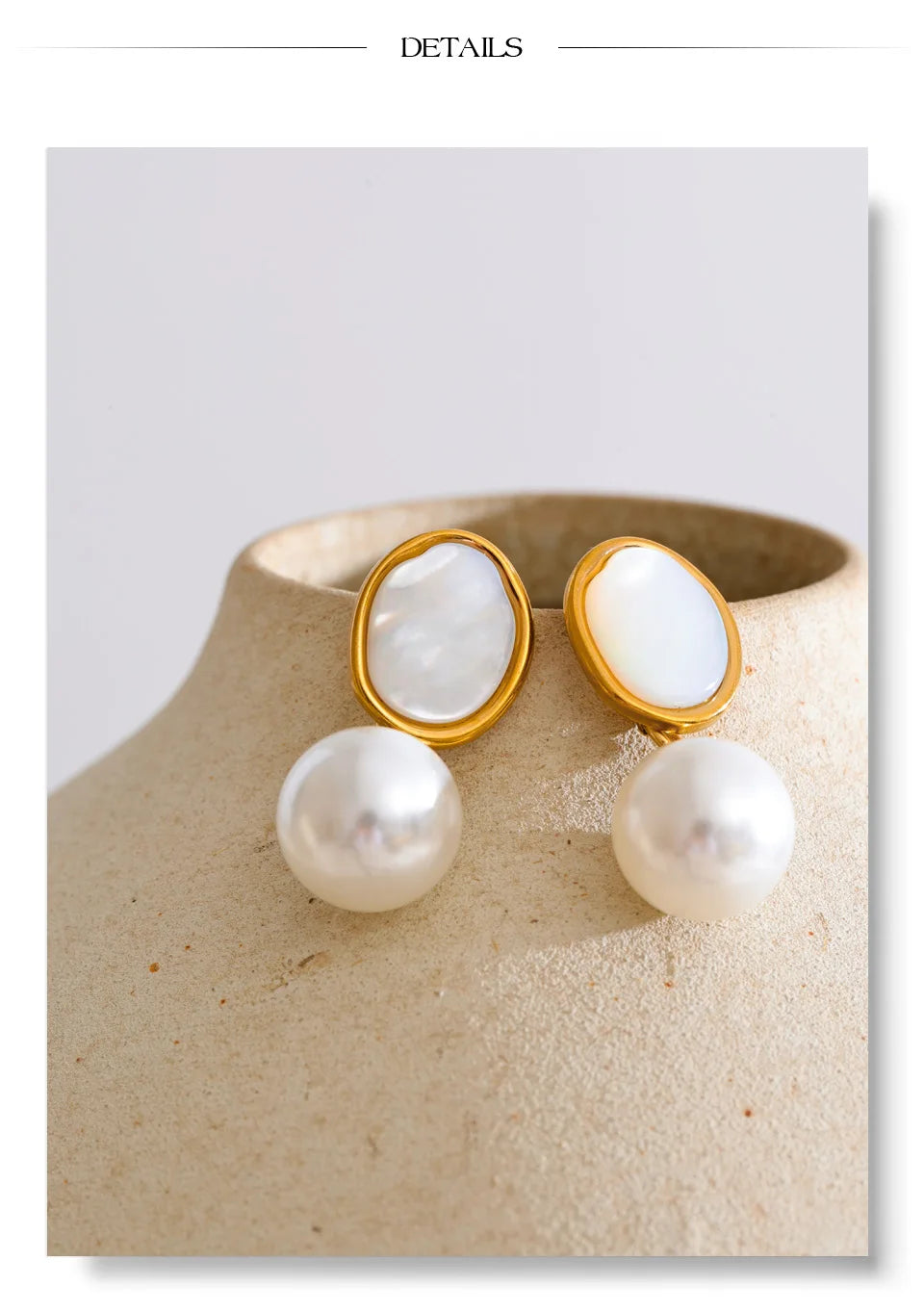 Pearl shell geometric earrings in gold-plated stainless steel with pearl and shell.