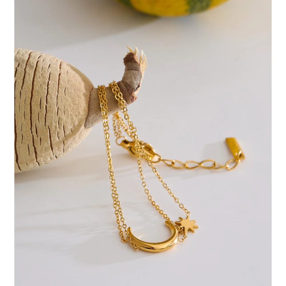 Moon Sun Chain Bracelet — Gold-Plated Stainless Steel · PS1073