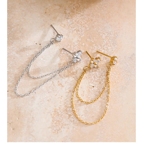 Cubic zirconia flower geometric earrings in gold-plated stainless steel with cubic zirconia.