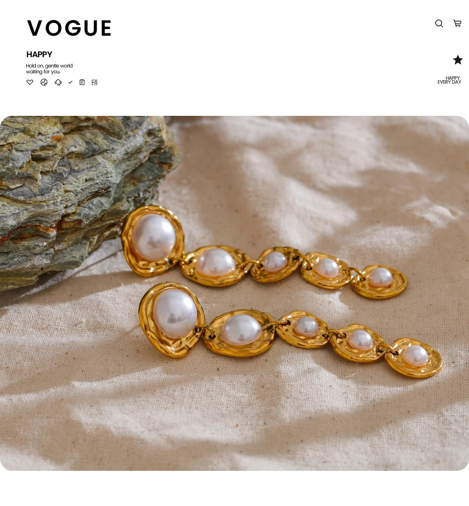 Pearl geometric earrings in gold-plated stainless steel with pearl.