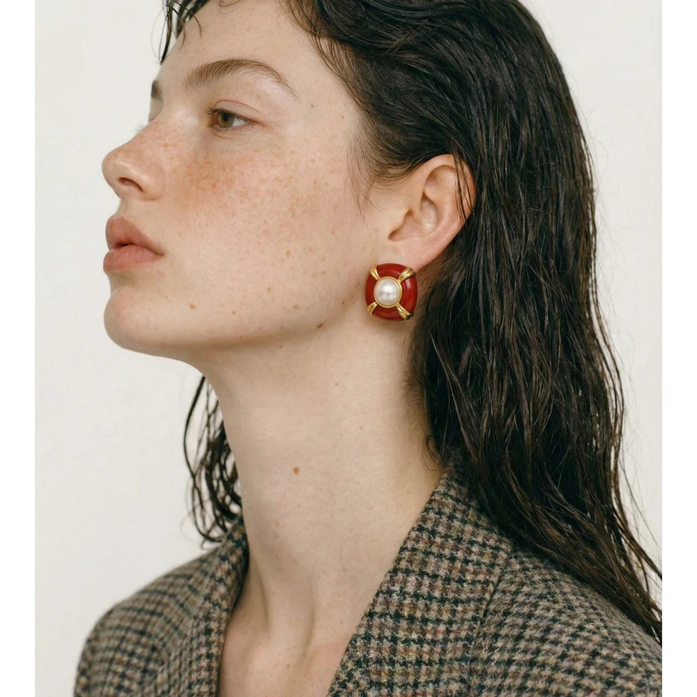 Pearl enamel multi-color earrings in gold-plated stainless steel with pearl and enamel.