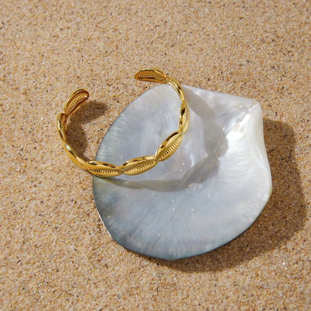 Crystal Leaf Chain Bracelet — Stainless Steel · PS023