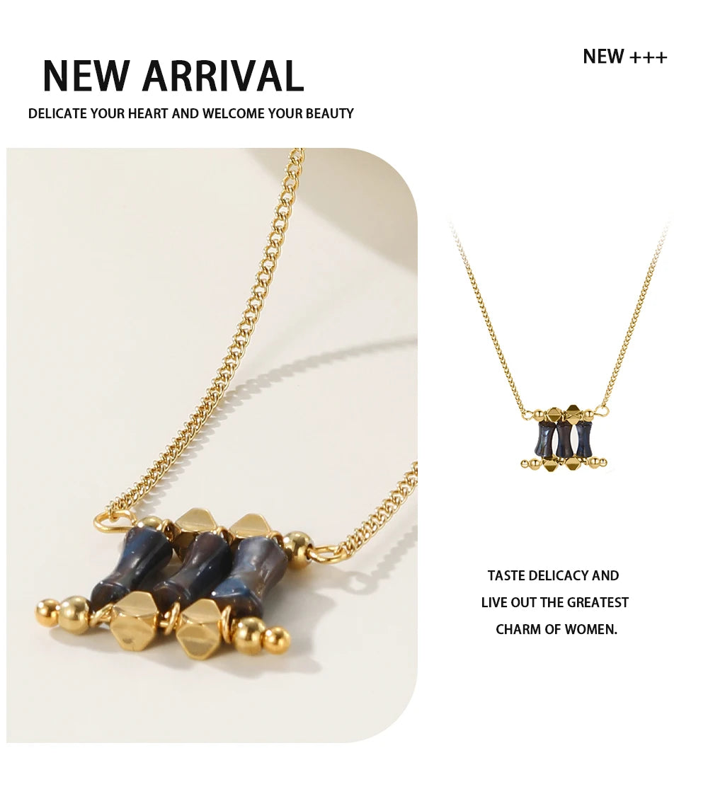 Chain Irregular Acrylic Pendant Necklace — 316L Stainless Steel · PS428