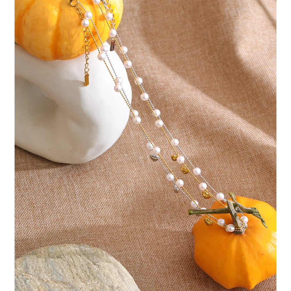 Pearl heart beaded necklace in gold-plated stainless steel with pearl.