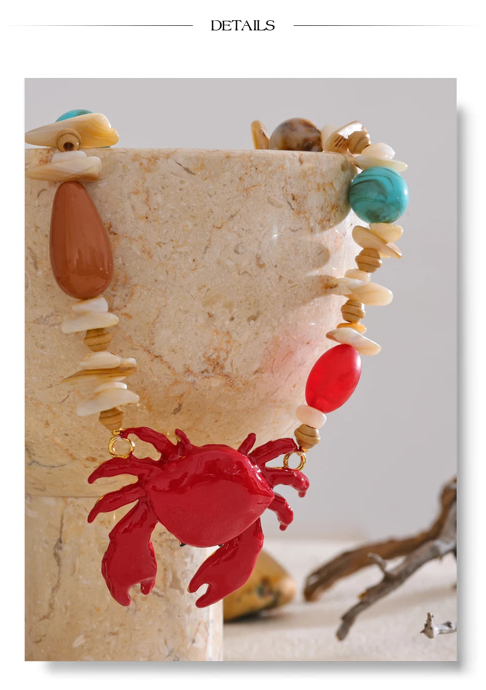 Red shell resin necklace in gold-plated stainless steel with natural stone and shell.