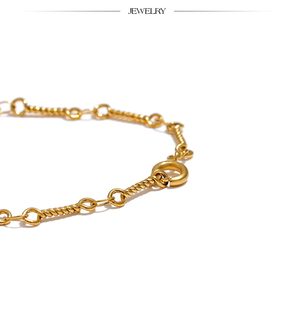 Geometric Chain Bracelet — Gold-Plated Stainless Steel · PS1667