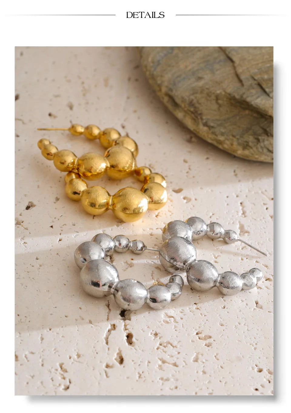 Beaded geometric earrings in gold-plated stainless steel.