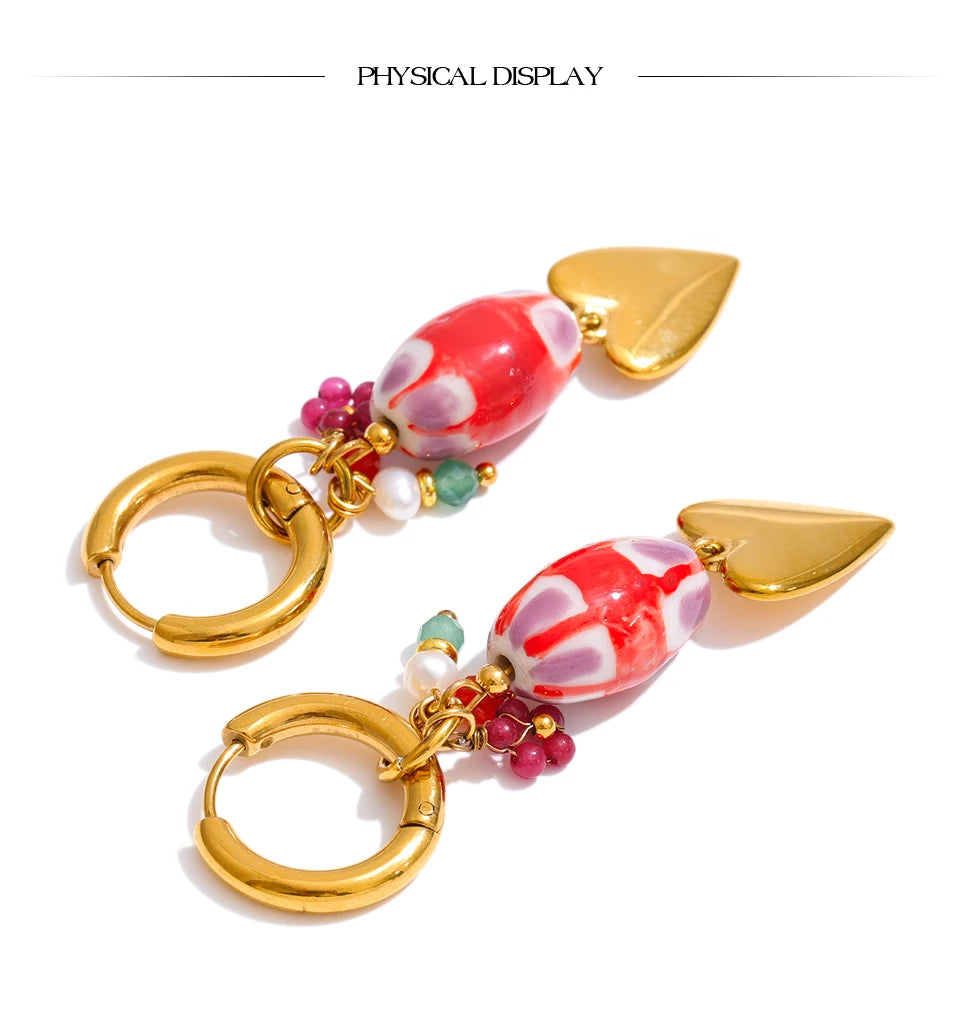 Red heart earrings in gold-plated stainless steel.