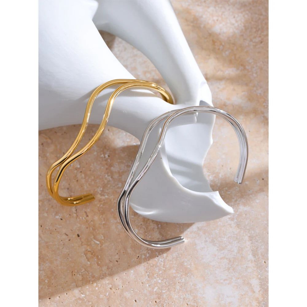 Geometric Layered Bracelet — Gold-Plated Stainless Steel · PS1626