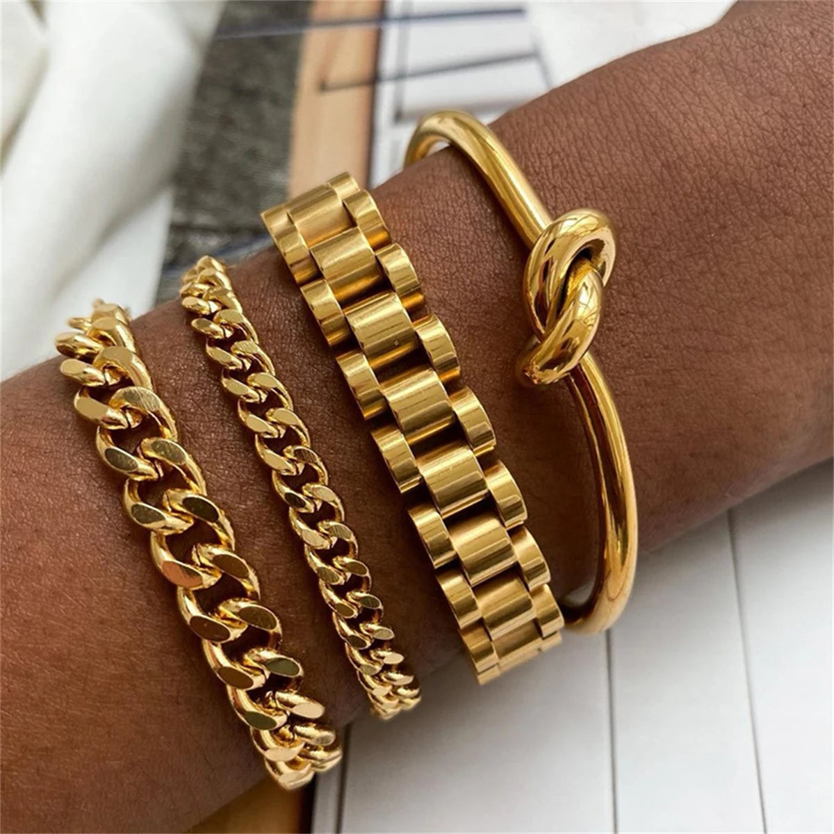 Titanium steel bracelet gold plated detachable wristband watch chain female hip-hop gold bracelet color retention