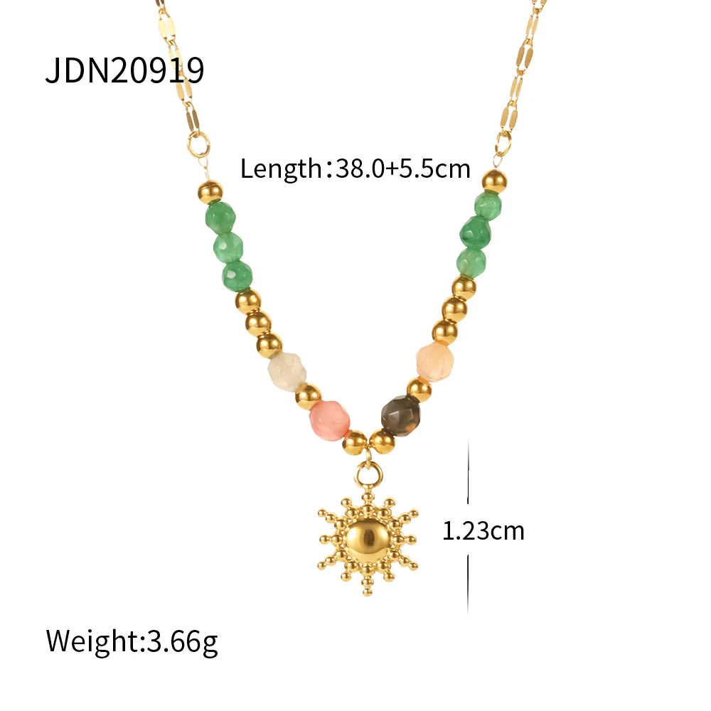 Aventurine Sun Pendant Necklace — Stainless Steel · PS279
