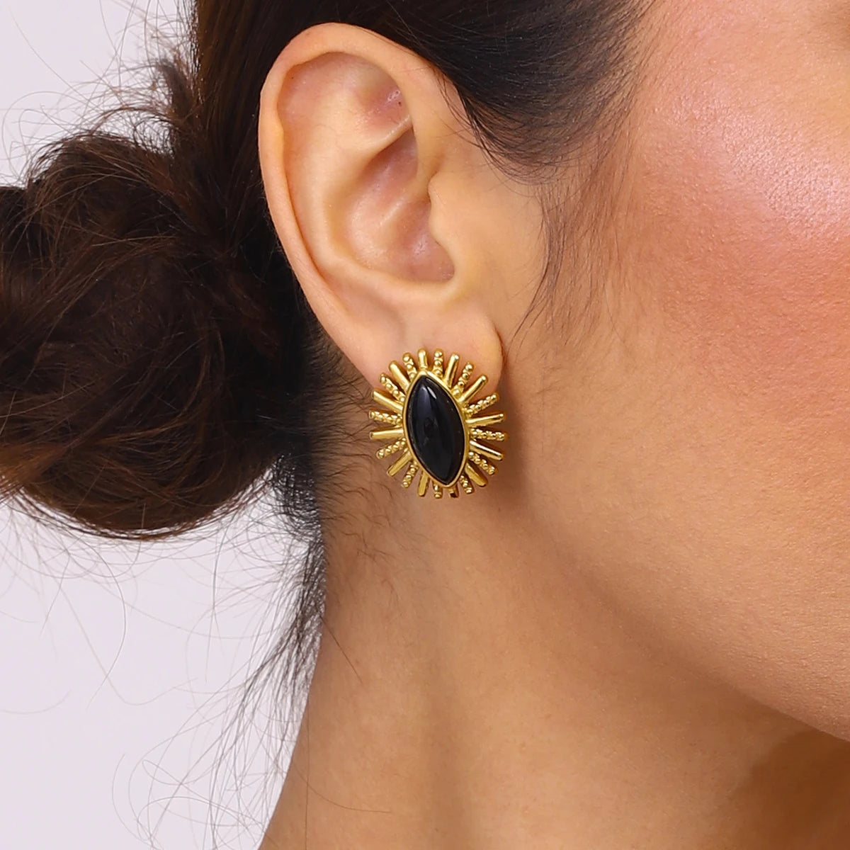 Vintage Stone Stud Earrings — Stainless Steel · PS092