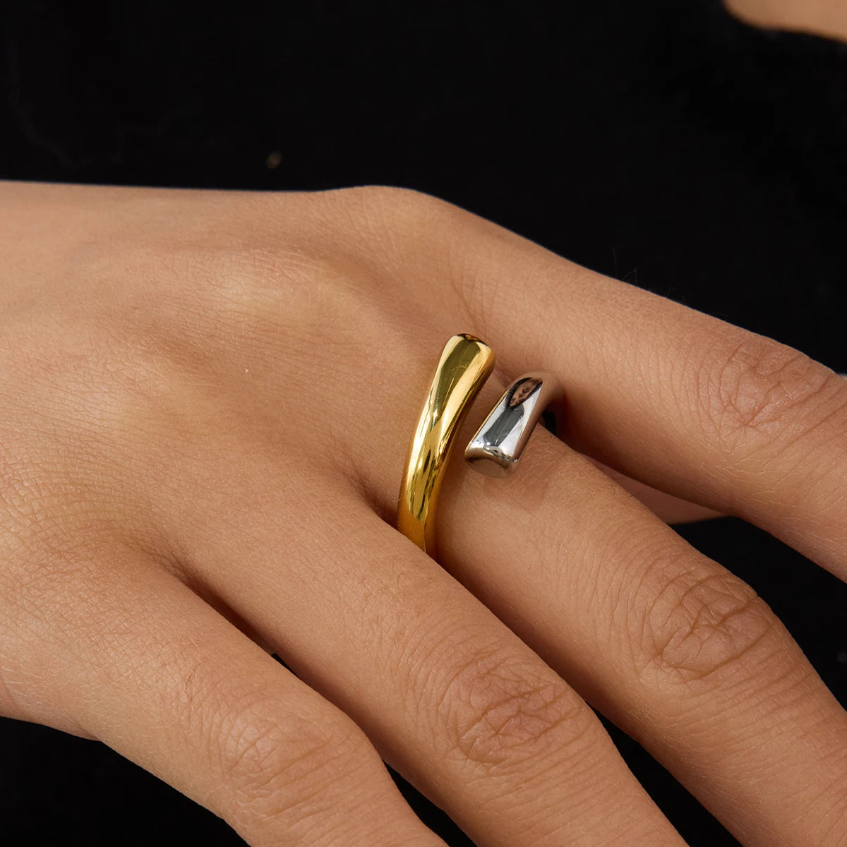 Dual Color Line Ring — Stainless Steel · PS300