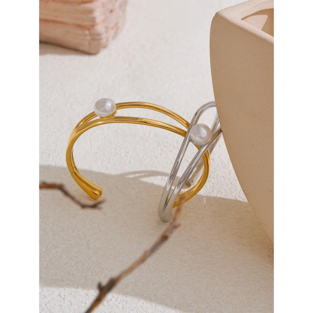 Pearl Geometric Bracelet — Gold-Plated Stainless Steel with Pearl · PS1718