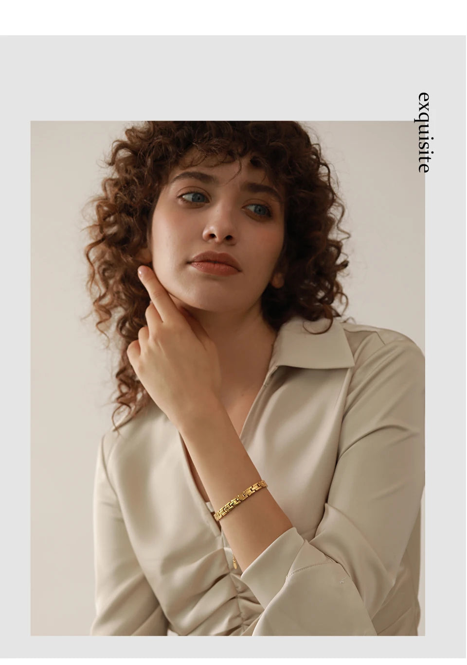 Geometric chain necklace in gold-plated 316L stainless steel.