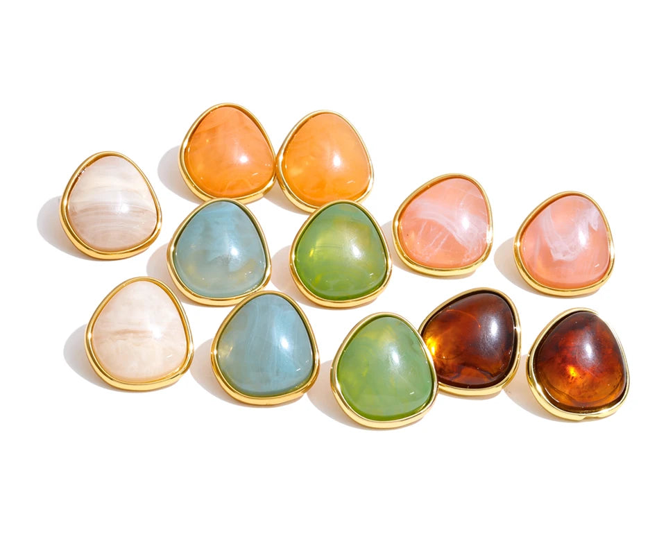 Resin acrylic multi-color earrings in gold-plated stainless steel with resin and acrylic.