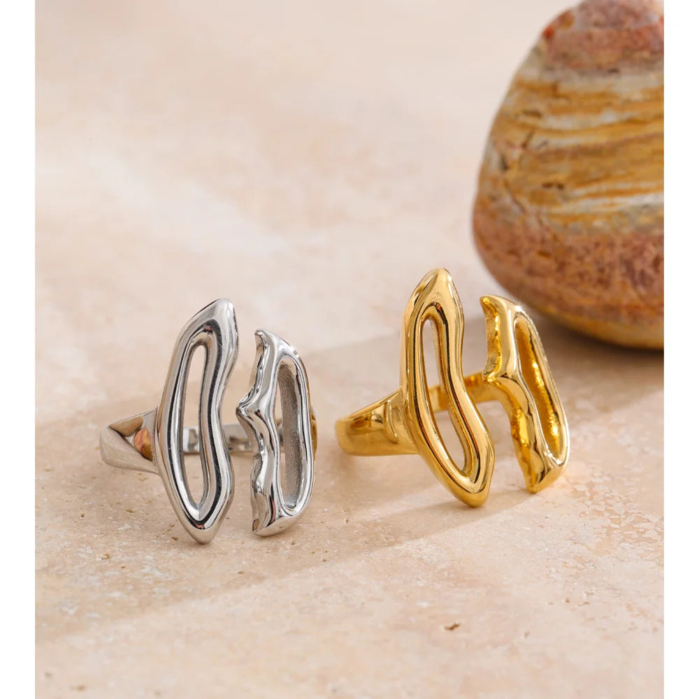Geometric ring in gold-plated stainless steel.