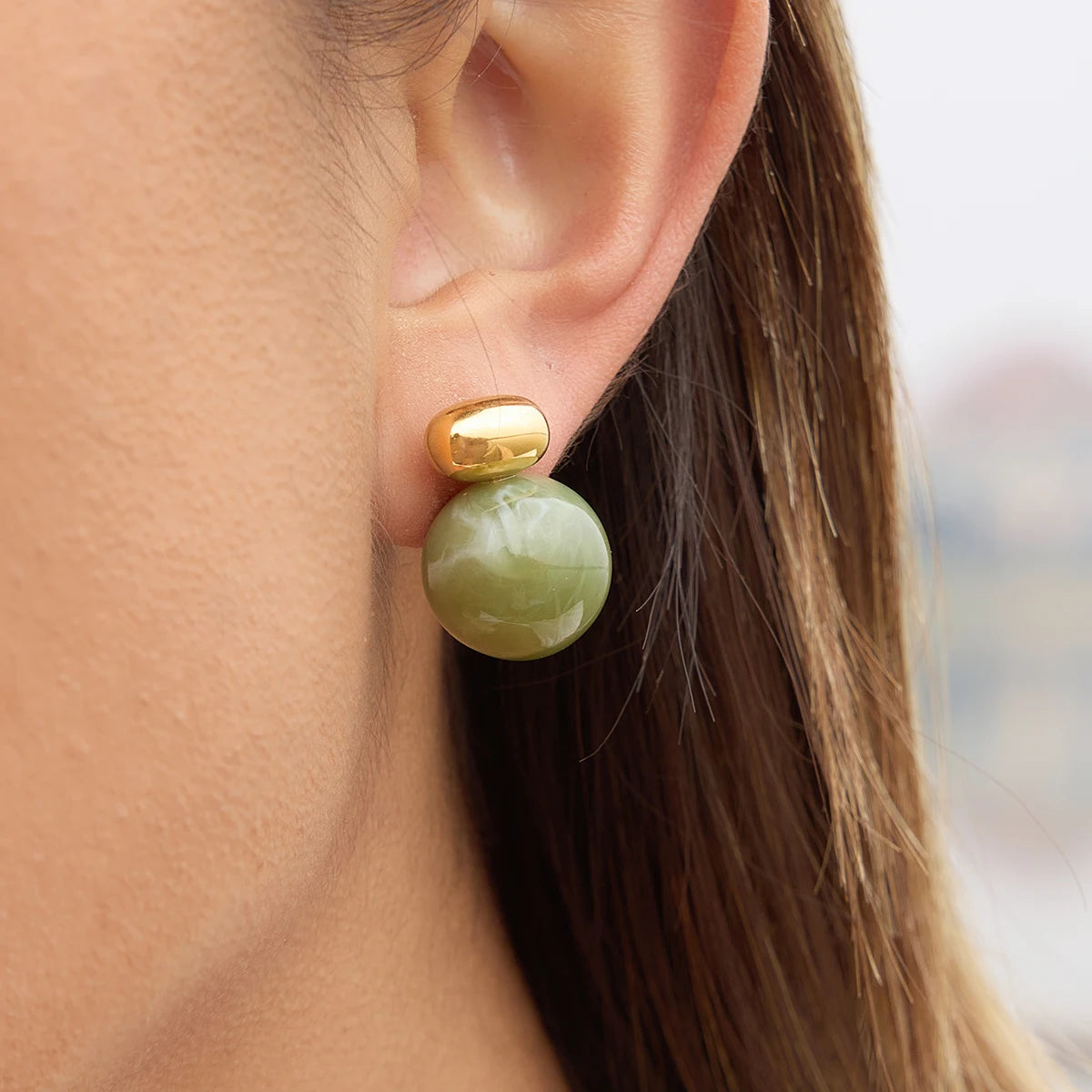 Green Pearl Stud Earrings — Stainless Steel · PS115