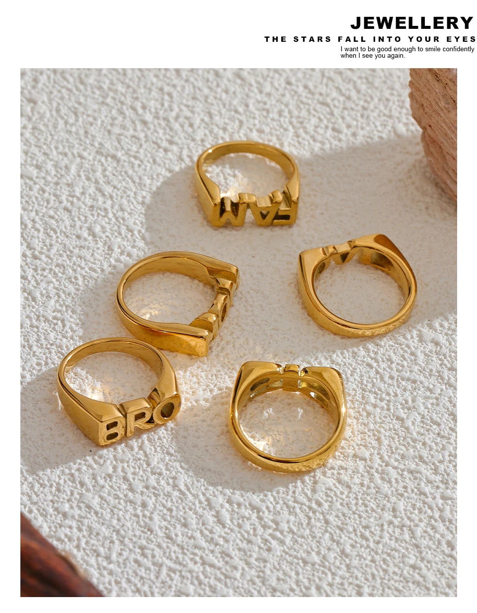 Geometric ring in 18K gold-plated stainless steel.