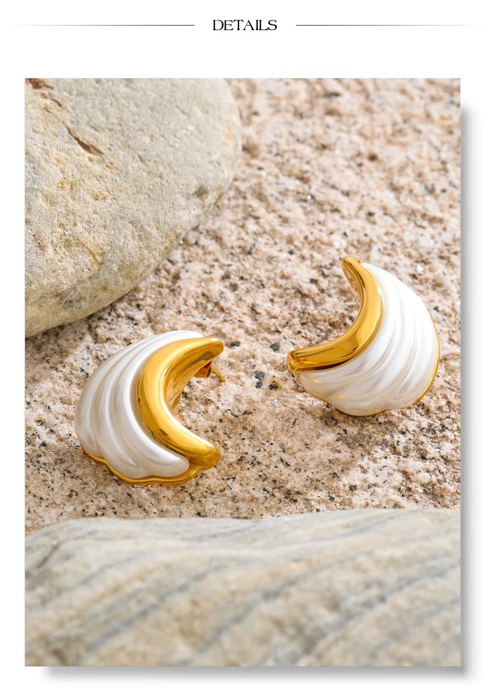 Pearl geometric earrings in gold-plated stainless steel with pearl.