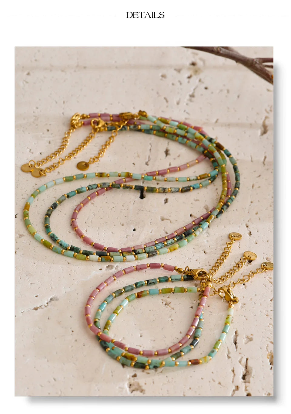 Natural stone beaded geometric necklace in gold-plated stainless steel with natural stone.