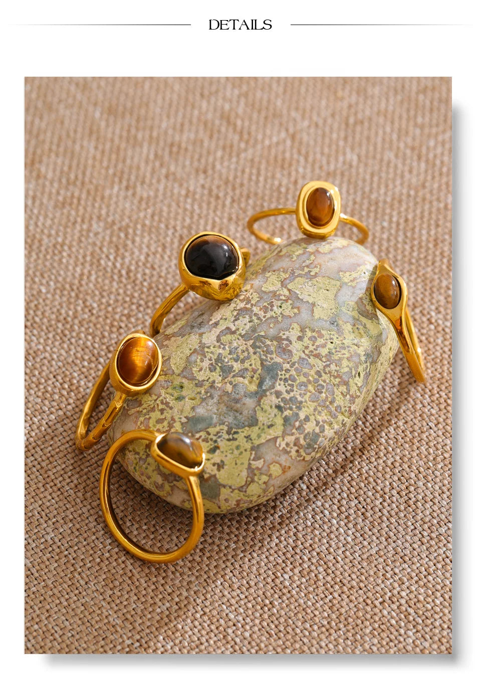 Natural stone geometric ring in 18K gold-plated stainless steel with natural stone.