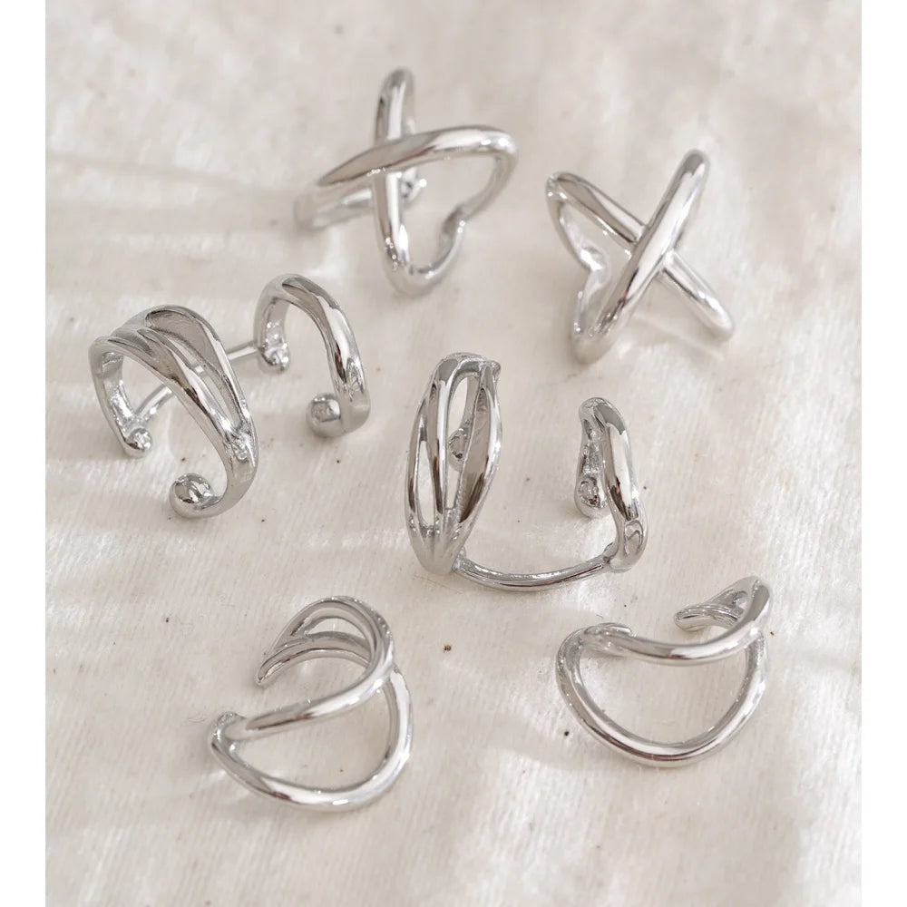 Geometric earrings in gold-plated stainless steel.