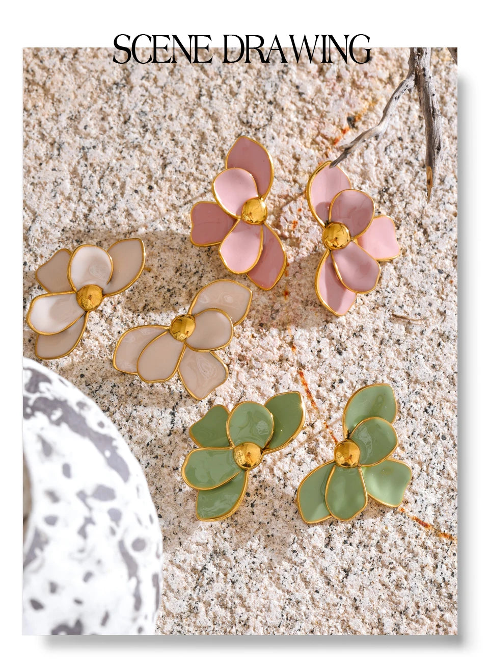 Green enamel flower earrings in gold-plated stainless steel with enamel.