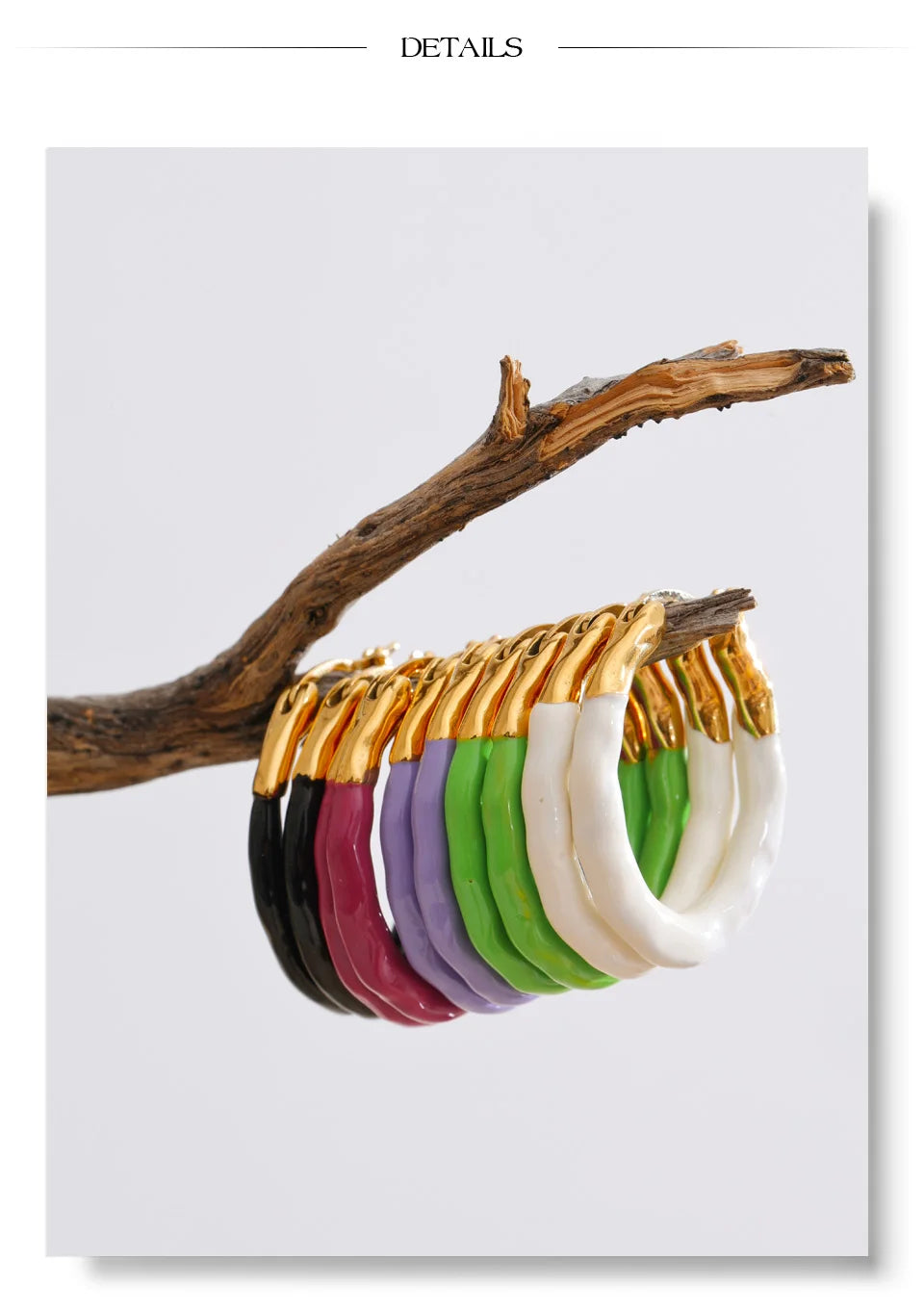 Multi-color y2k geometric earrings in gold-plated stainless steel.