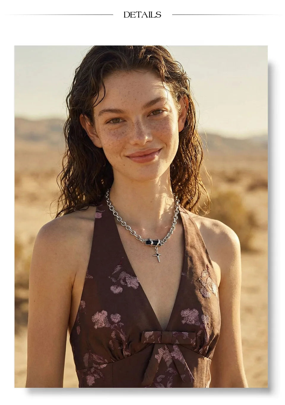 Crystal natural stone cross necklace in gold-plated stainless steel with natural stone and crystal.
