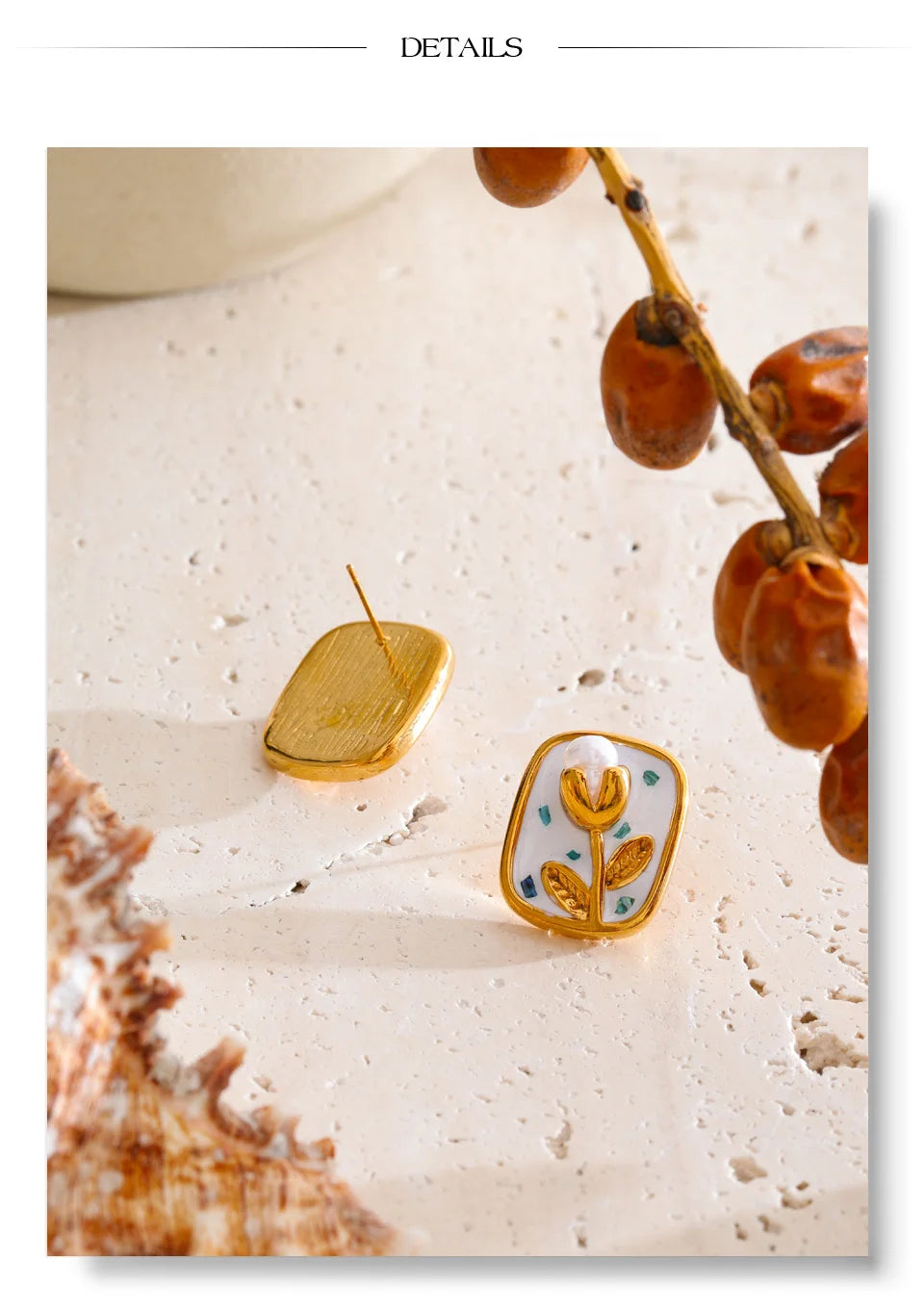 Pearl enamel flower earrings in gold-plated stainless steel with pearl and enamel.