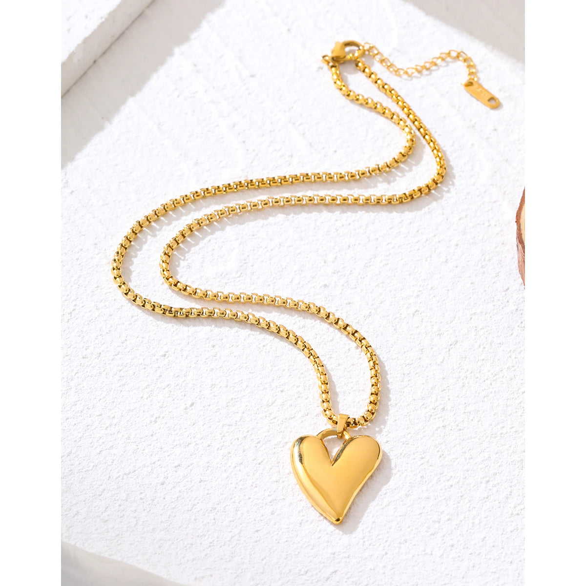 Irregular Heart Pendant Necklace — 316L Stainless Steel · PS412