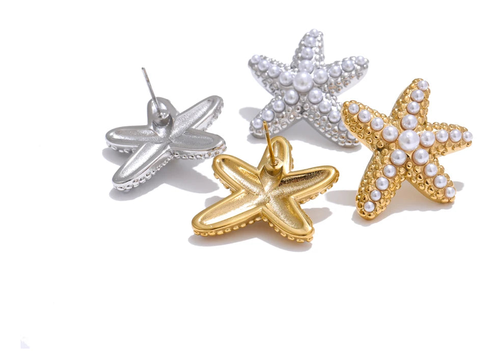 Pearl star earrings in gold-plated stainless steel with pearl.